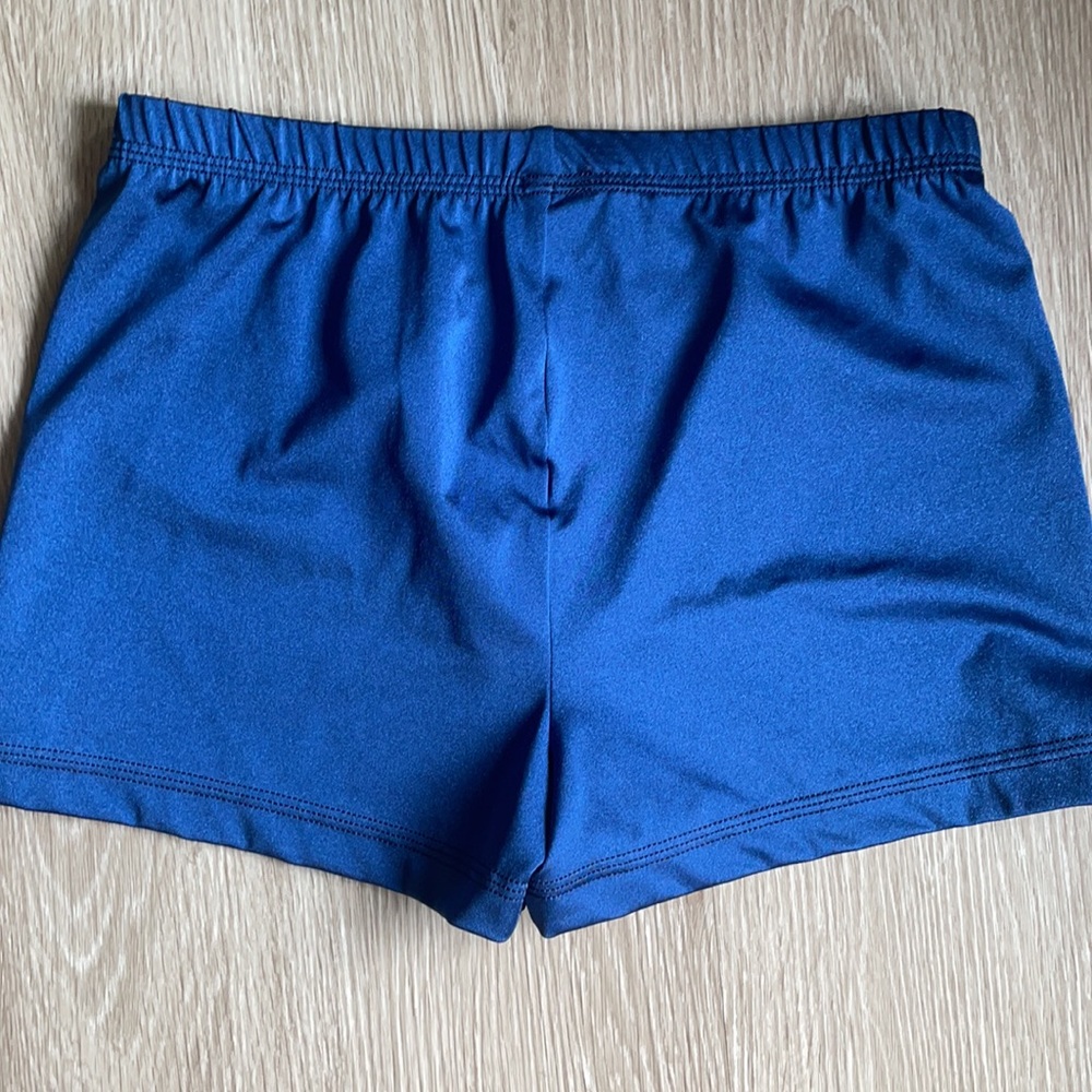 Spandex - Picture 4 of 4